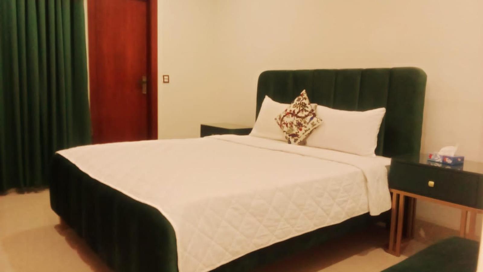 Royal Galaxy Hotel & Residence - Near Islamabad International Airport & Motorway Εξωτερικό φωτογραφία