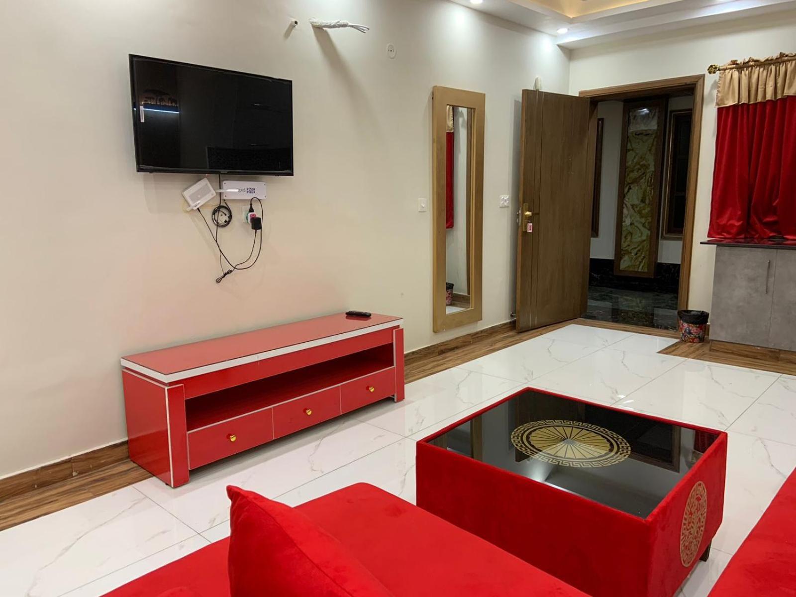Royal Galaxy Hotel & Residence - Near Islamabad International Airport & Motorway Εξωτερικό φωτογραφία