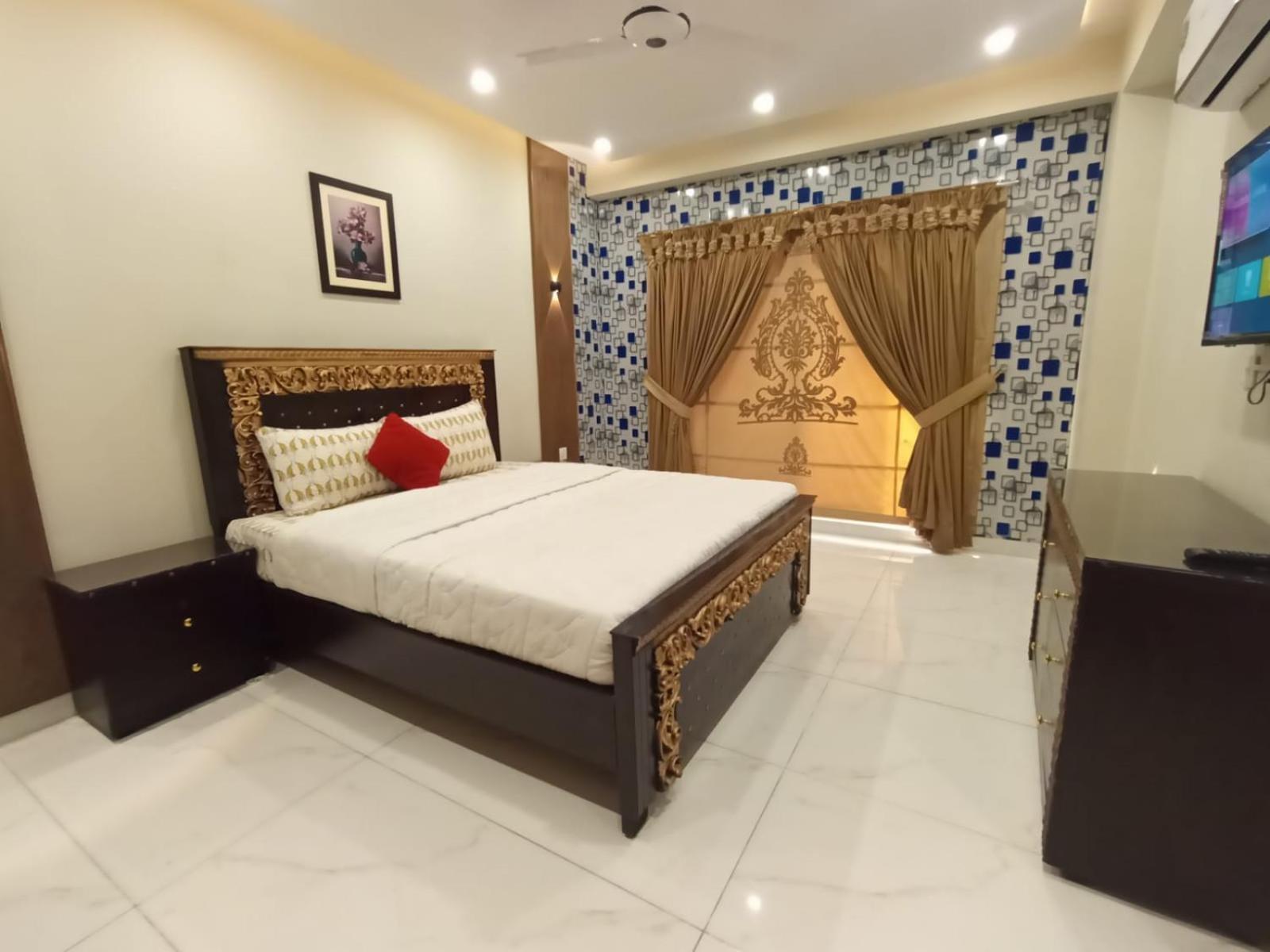 Royal Galaxy Hotel & Residence - Near Islamabad International Airport & Motorway Εξωτερικό φωτογραφία