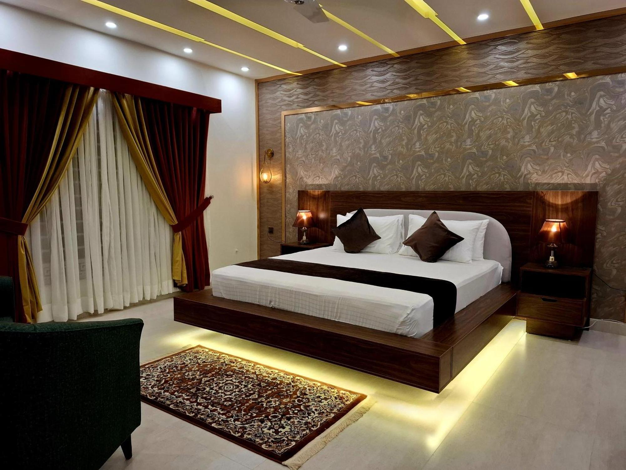 Royal Galaxy Hotel & Residence - Near Islamabad International Airport & Motorway Εξωτερικό φωτογραφία