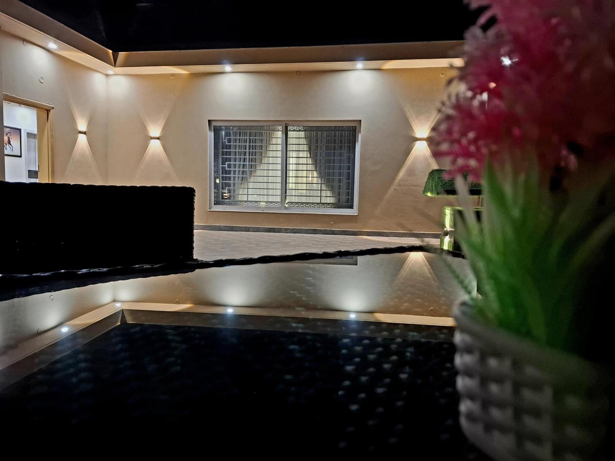 Royal Galaxy Hotel & Residence - Near Islamabad International Airport & Motorway Εξωτερικό φωτογραφία