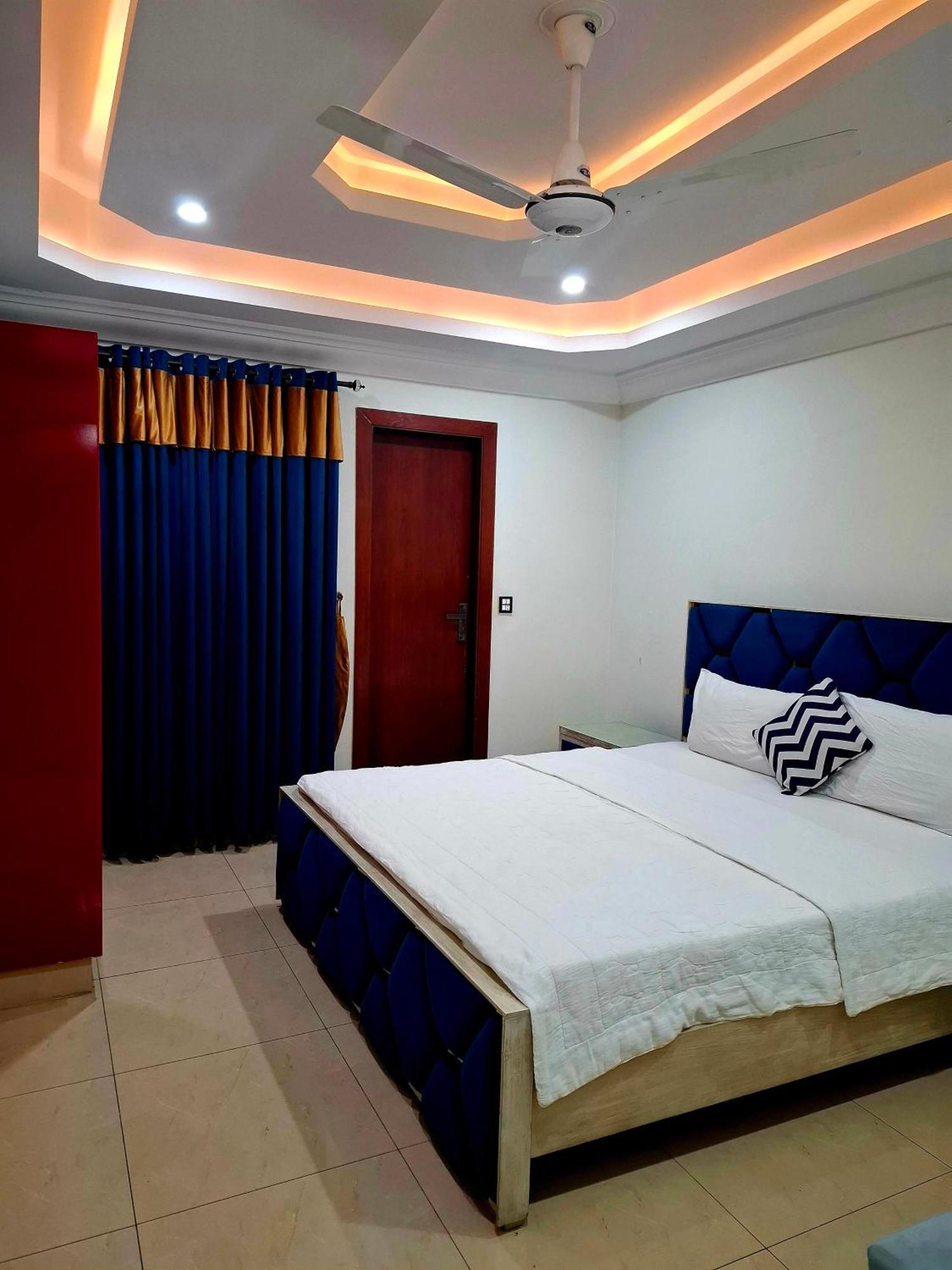 Royal Galaxy Hotel & Residence - Near Islamabad International Airport & Motorway Εξωτερικό φωτογραφία