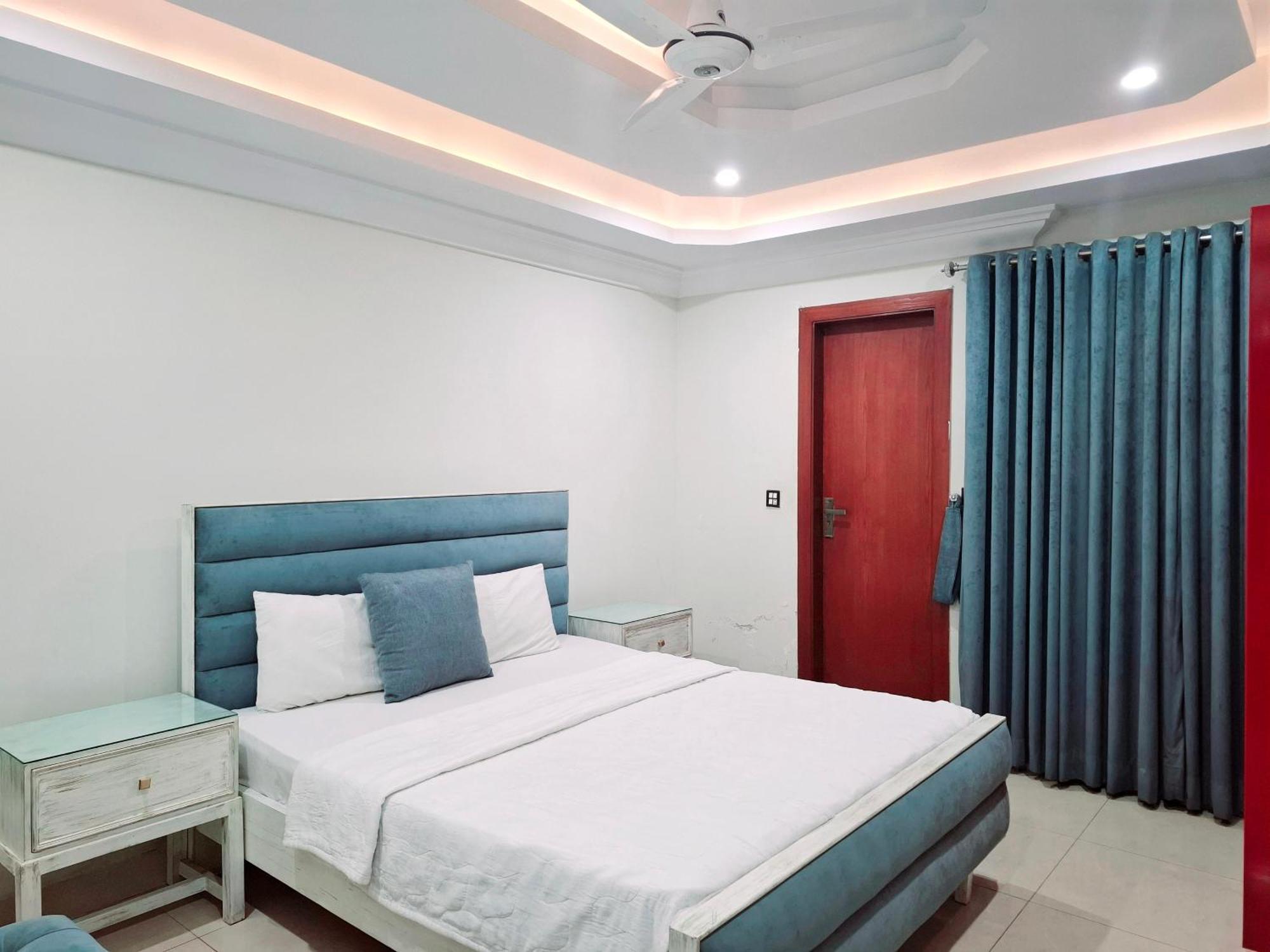 Royal Galaxy Hotel & Residence - Near Islamabad International Airport & Motorway Εξωτερικό φωτογραφία